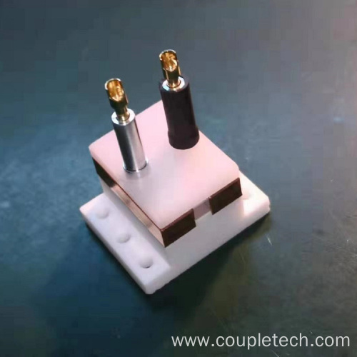 Hvad gør en Pockels-celle til en essentiel elektro-optisk komponent i moderne lasersystemer?